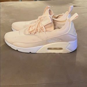 Nike Air Max Women Size 8.5